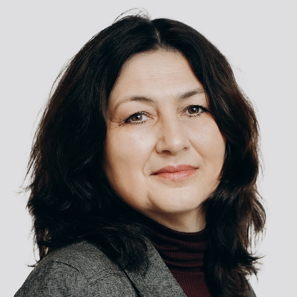 Olena Pedchenko photo