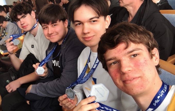 Студенти Маріупольського представили ідею застосунку, який перетворює рутину на гру