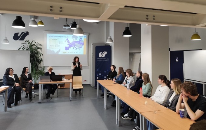 Об’єднані прагненням змін: освітянки МДУ зустрілися з українською молоддю в Катовіце