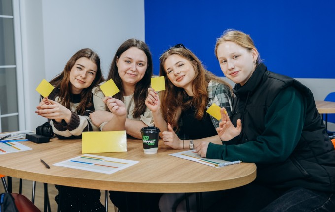 Молодь, яка змінює світ: у Маріупольському відбувся тренінг із лідерства та державотворення